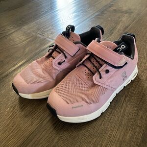 On Running Cloud Play